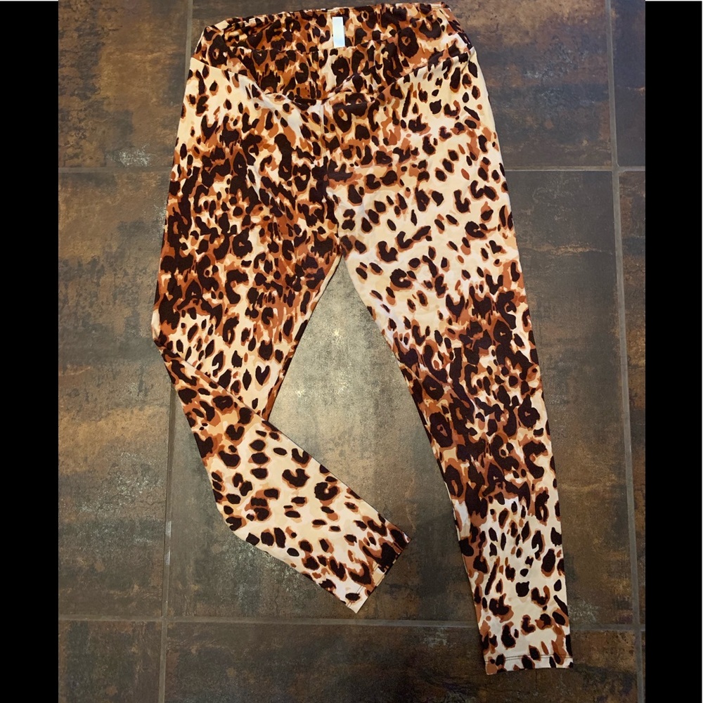 Leopard leggings